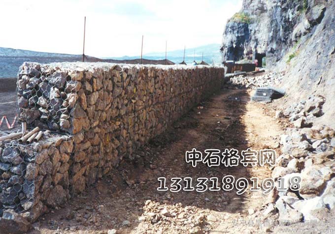 格賓網(wǎng)護(hù)岸價格、規(guī)格施工13131891918